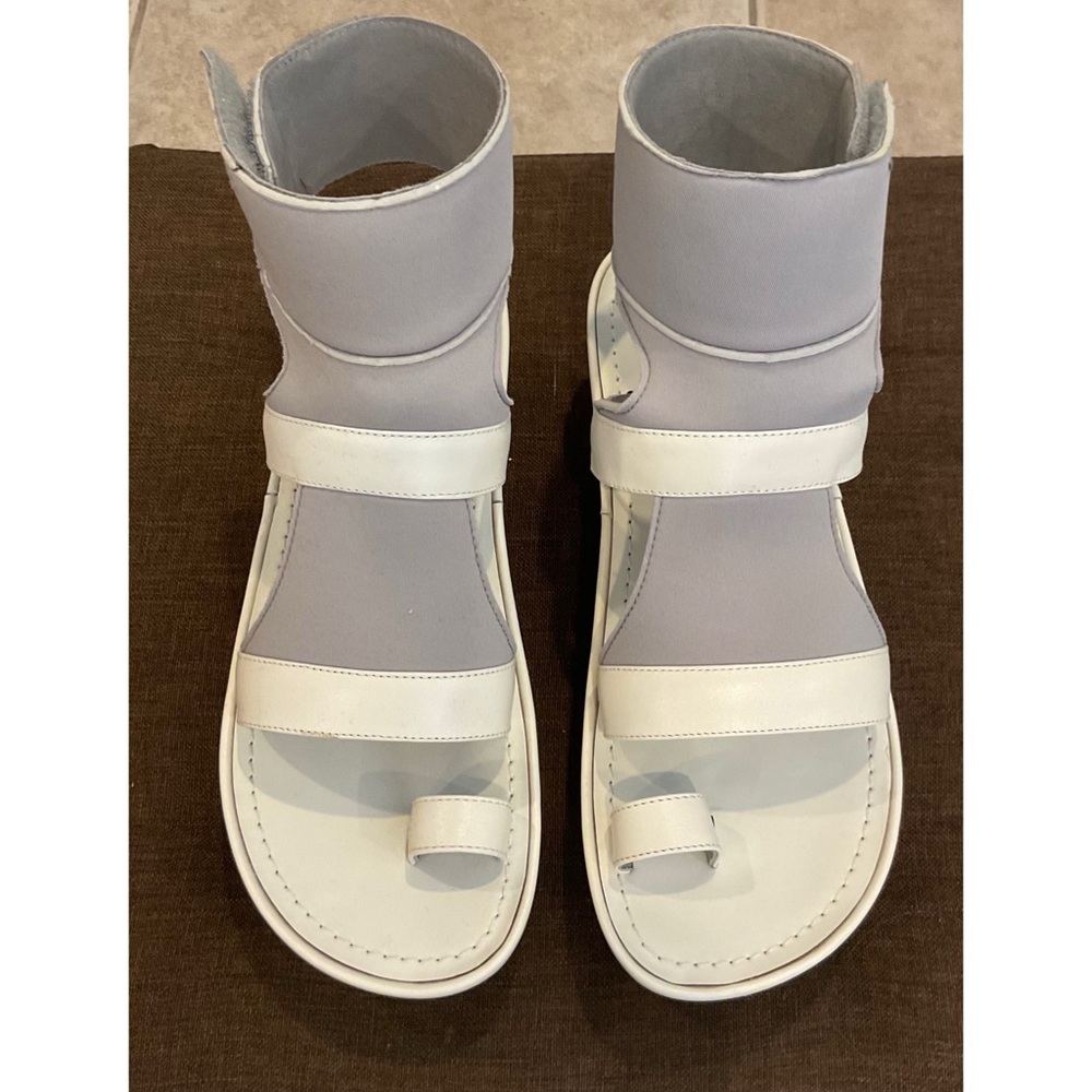 Max Studio Stylish White and Gray Sandals